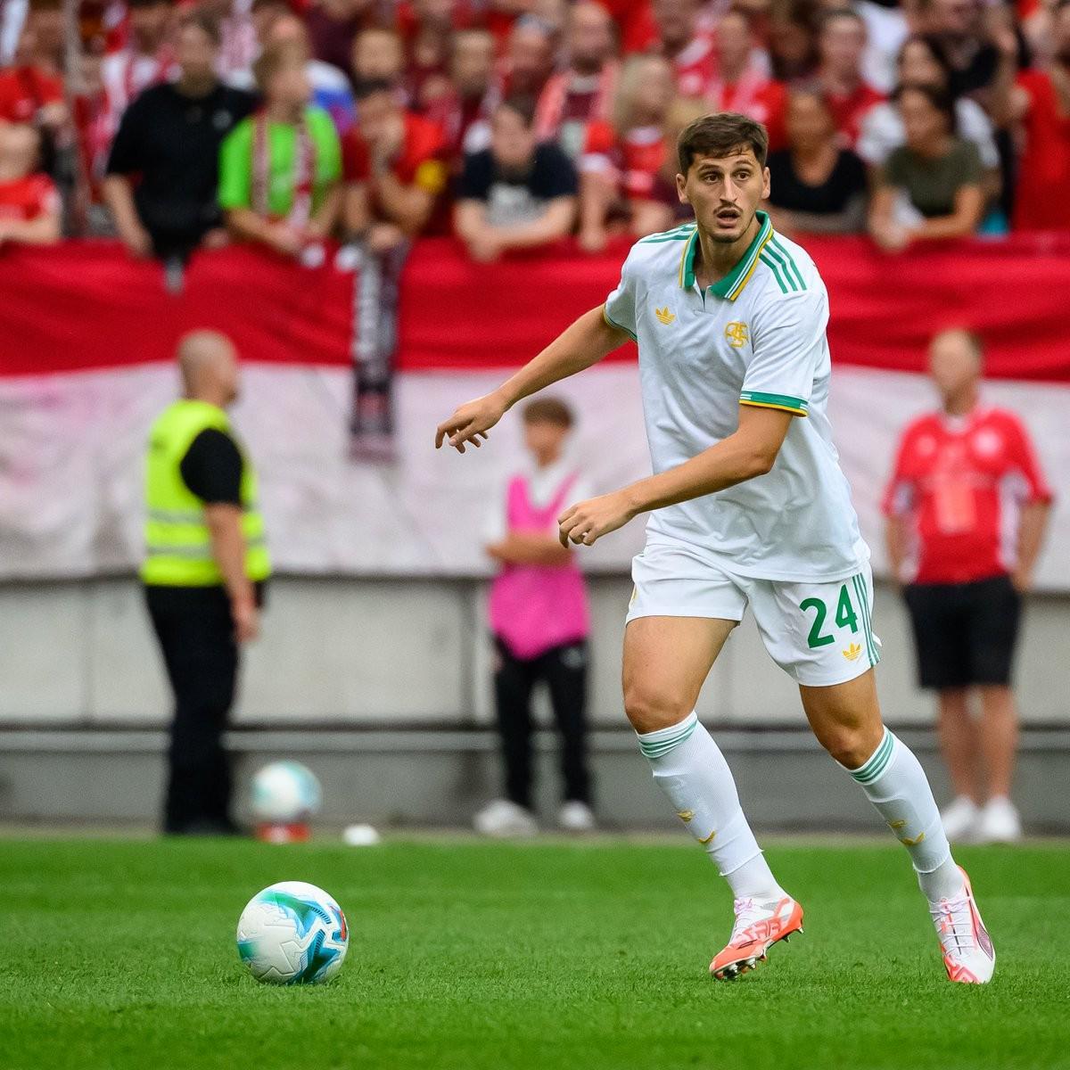 官方：罗马中卫库穆布拉租借外加买断权加盟马略卡