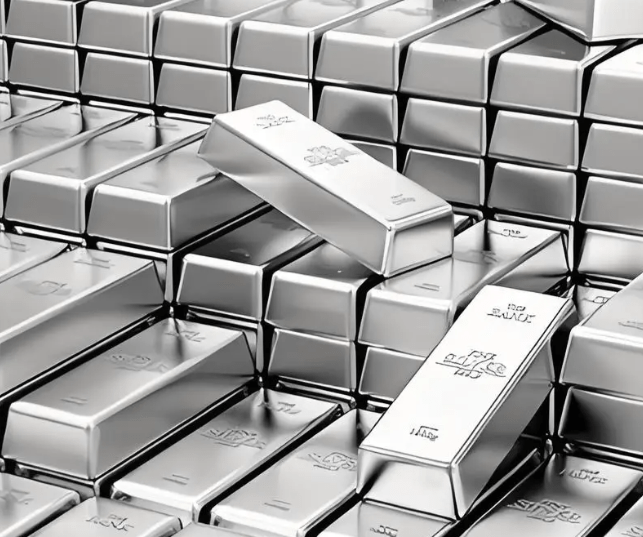 国际银价距历史高点累计跌幅一度近50%