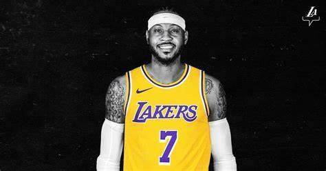 开云官网-蝙蝠侠的故事没有如期上演 年迈的安东尼只争朝夕